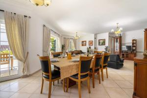 Villa Vale by Villa Plus