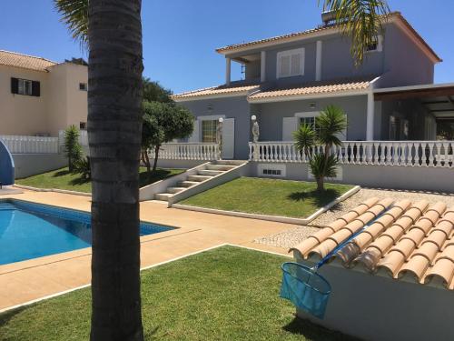 Villa Vale Carro