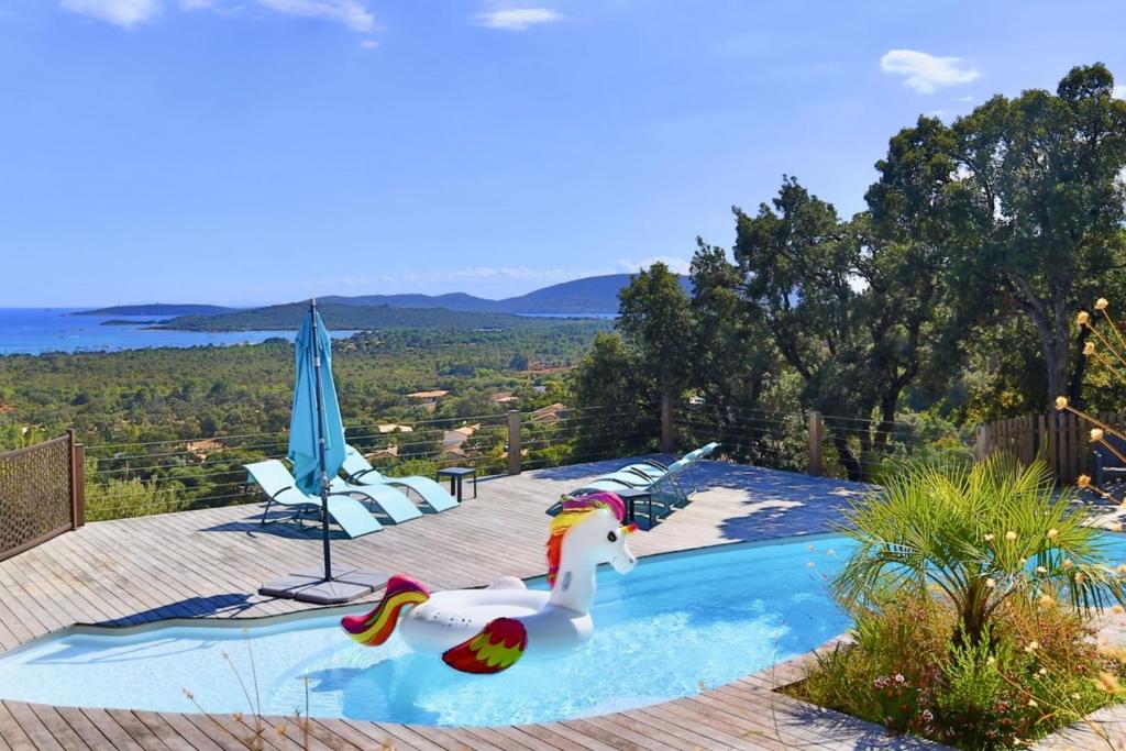 Villa Villa Vista 5 étoiles 8 pers piscine chauffée 5 mn plage en voiture FOCI 20144 Sainte-Lucie-de-Porto-Vecchio