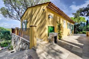 Villa Viviane Superb villa in the Saint Tropez next to the beaches