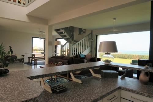 Villa VUE MER plage de la Grève Blanche avec WIFI à TREGASTEL - Réf 794