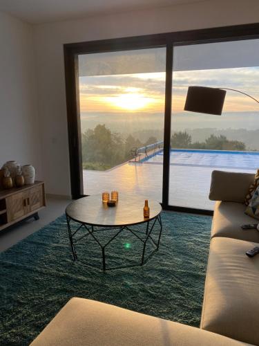 Villa White Lagoon, 6 guests, 2 bathrooms, heated private pool, amazing view, fully Equiped !