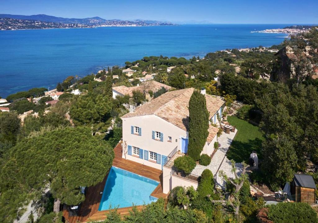Villa with Magic view of Bay of Saint Tropez 8 Avenue de Bello Visto, 83580 Saint-Tropez