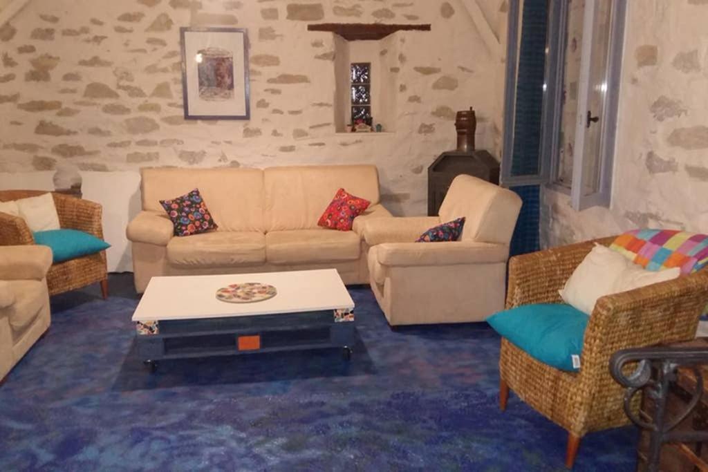 Villa with pool and sea views in Baden 56870 Baden