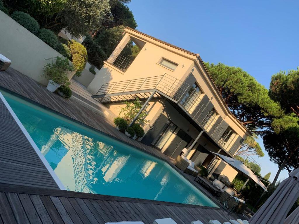 VILLA XS - Maison LUCAS 8 Lotissement Château Martin, 83580 Saint-Tropez