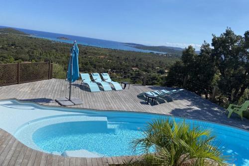 Villa Vista 5 étoiles 8 pers piscine chauffée 5 mn plage en voiture Sainte-Lucie-de-Porto-Vecchio france