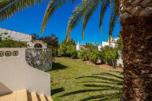 Villa Vivenda Cinquenta e Sete Rua de Vale do Milho 57 8400-564 Carvoeiro Algarve