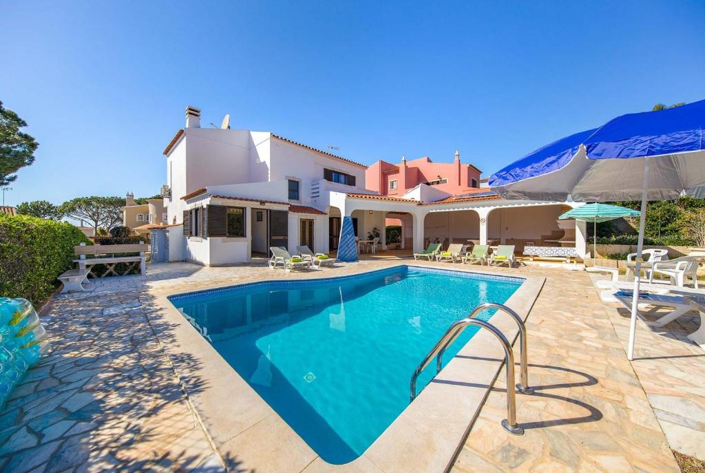 Villa Vivenda Correira  8125-406 Vilamoura