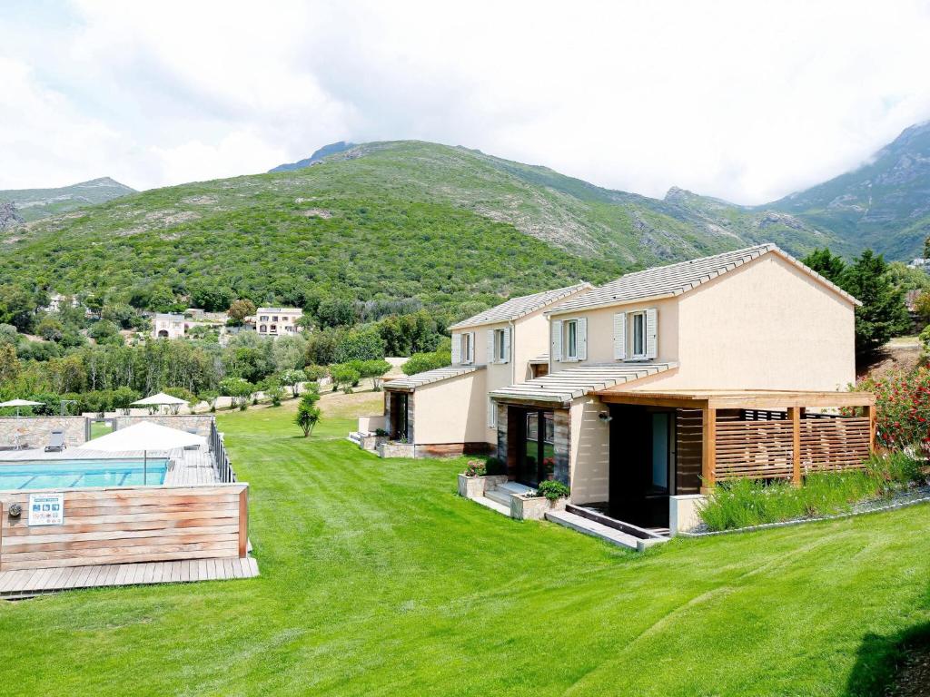 Villa Welcoming villa with shared pool close to Saint-Florent  20253 Farinole