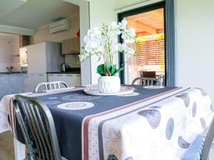 Welcoming villas with swimming pool near Saint-Florent on Cap Corse