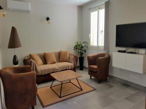 Welcoming villas with swimming pool near Saint-Florent on Cap Corse