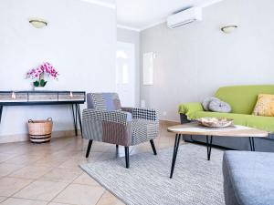 Welcoming villas with swimming pool near Saint-Florent on Cap Corse