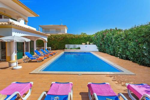 Villa Villa White Sands - Heated Pool, Near Beaches & New Town, Luxury & Privacy Quinta da Balaia Albufeira