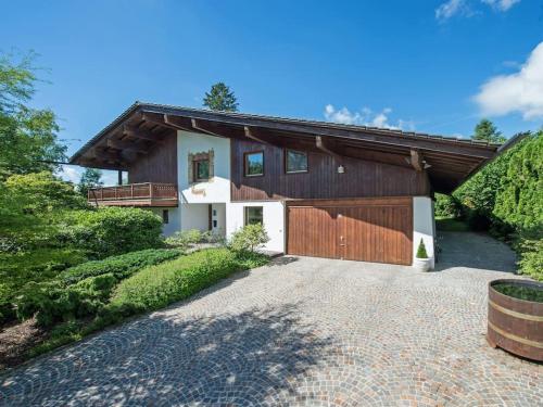whole villa Munich, Alps view, Quiet and spacious