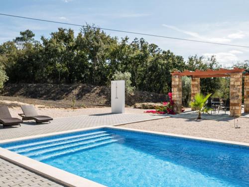 Wonderful villa in Ferreira do Zezere with private pool
