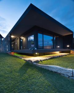 Abraços dos Avós - Casas de aldeia