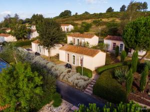Adonis Les Epesses By Olydea