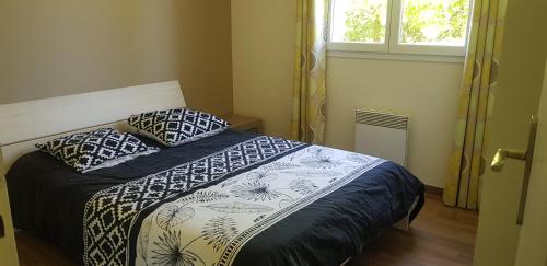 Cottage privatif avec terrasse - bord de lac et forêt
