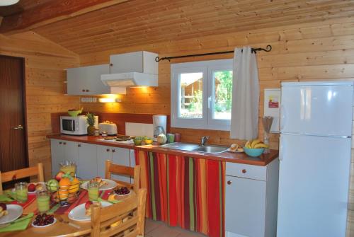 Lagrange Grand Bleu Vacances - Residence Les Ségalières