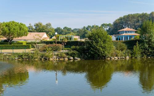 Lagrange Vacances Le Clos des Chênes