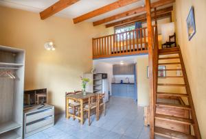 Les Arbousiers Village Hôtel Provençal
