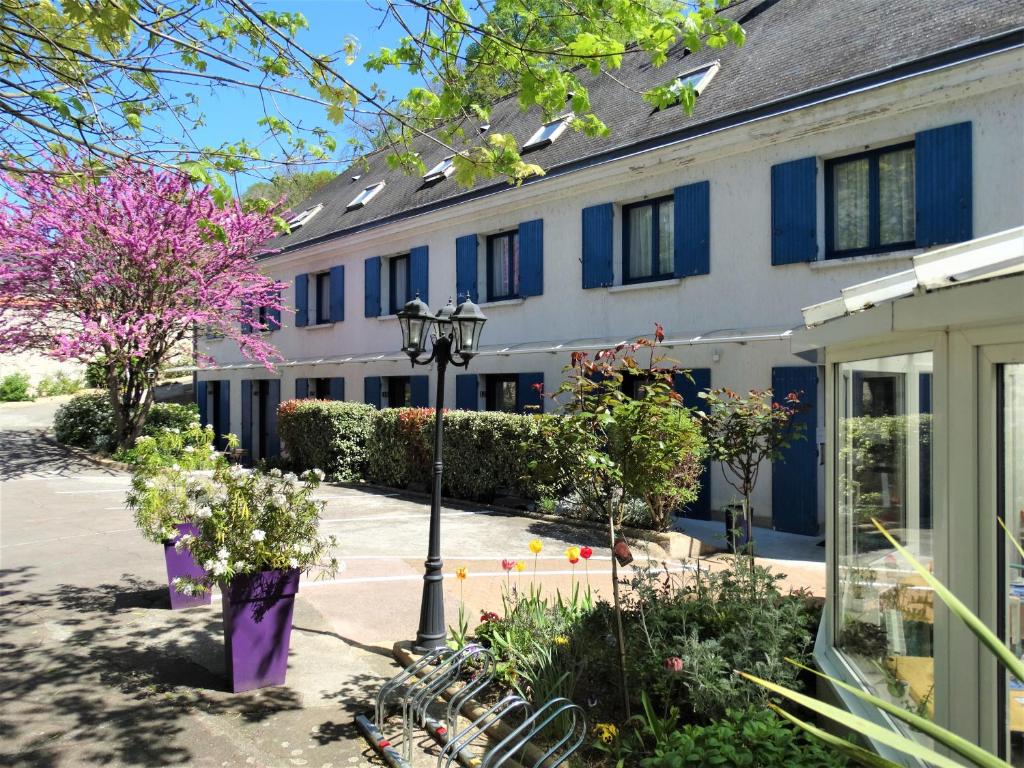 Les Arbousiers Village Hôtel Provençal 83136 La Roquebrussanne