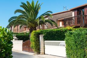 Village vacances Les Tamaris et Les Portes du Soleil Avenue des Mûriers 2 34420 Portiragnes Languedoc-Roussillon