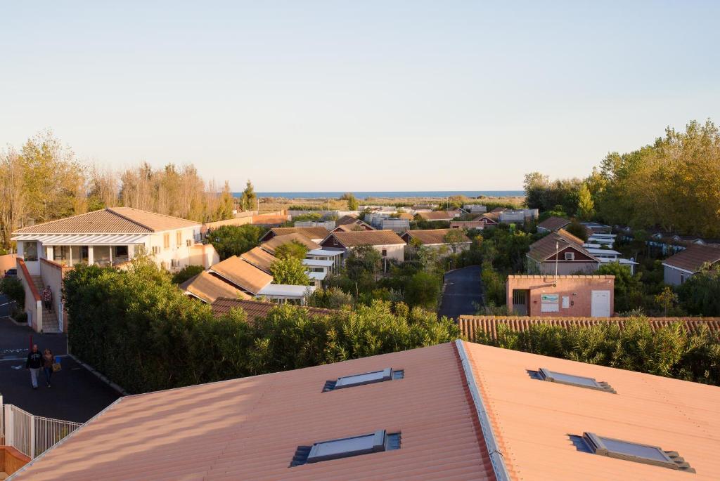 Lodges Méditerranée Chemin Des Montilles, 34350 Vendres-Plage