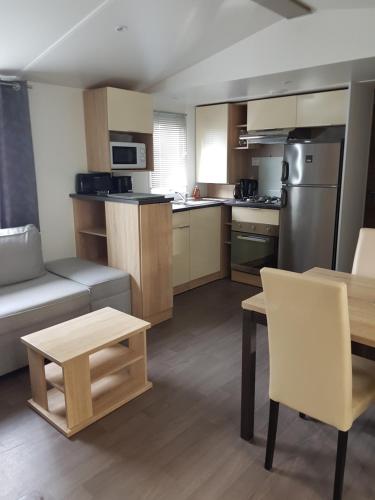 Mobil home 8 personnes village vacance SIBLU 4*