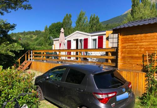Mobile home au plan d'eau