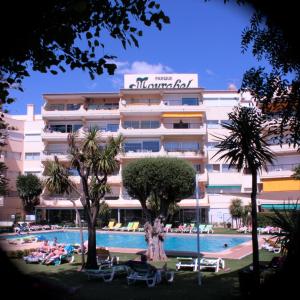 Parque Mourabel Oasis Village & Pe do Lago