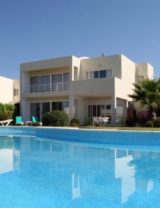 Village vacances Villas Oceano Estrada Nacional 1282 8200-417 Albufeira Algarve