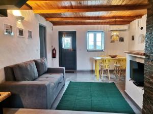 Chão da Velha - Casas de Campo