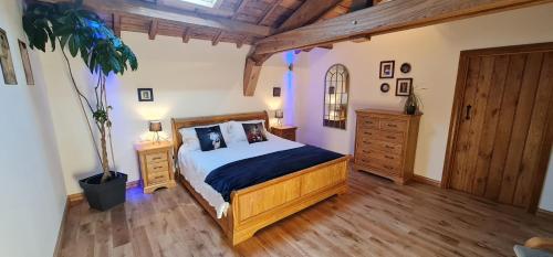 Dom Peyreton Prestige cottages set in a charming wine property