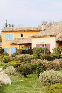 Villas Le Claux du Puits by Ateya Vacances Le Village 84390 Saint-Trinit Provence-Alpes-Côte d\'Azur