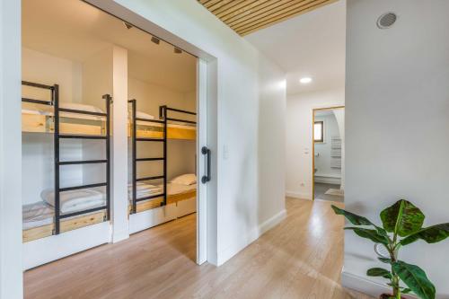 RED Cedar Villa Appartements