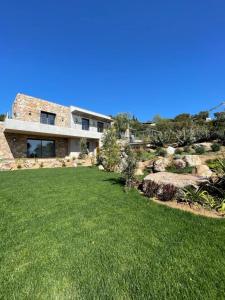Splendide villa d'architecte vue sur la baie de Pinarellu