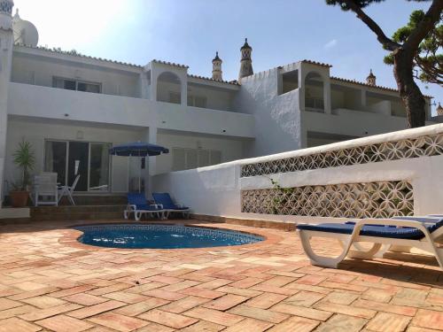 Vale Do Garrao Villas