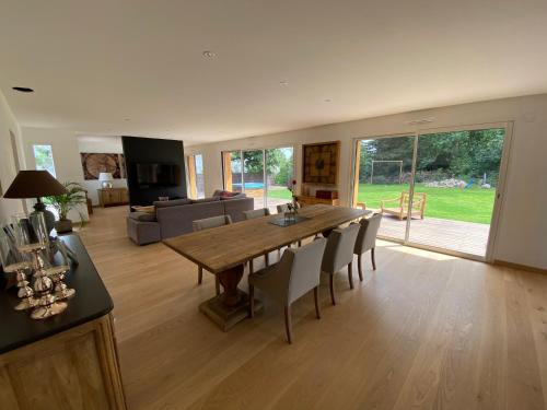 Villa de 200m2 pour 12 avec jacuzzi