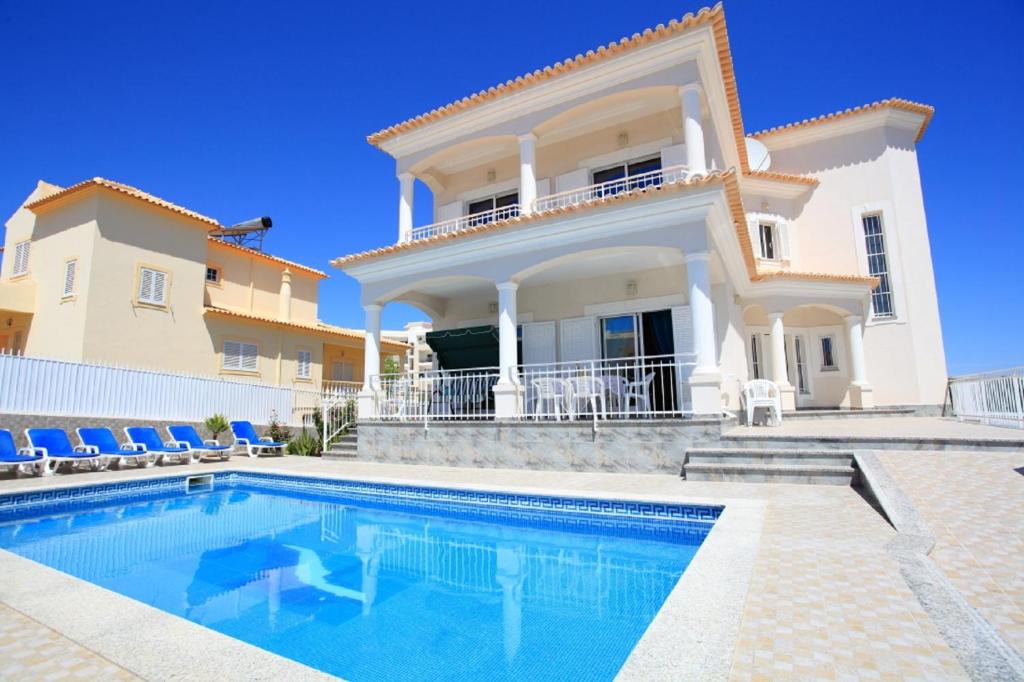 Villas Vivenda Luz Rua Cândido Guerreiro Lt.30 Montechoro 8200-291 Albufeira