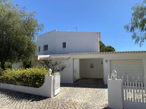 Villa Vivenda Júlia e Tavares R. da Espanha 26 Vilamoura