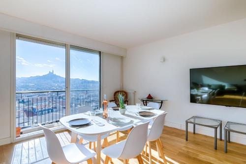 Appartement Vue Panoramique 360 sur tout Marseille - Air Rental 8 Cours Belsunce Marseille