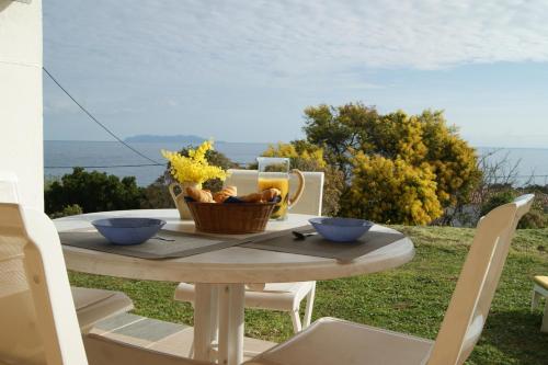 Appartement Vue sur mer à Santa Severa - Appartement Les Cyprès Lieu-dit Chioso Gavino Marine de Luri
