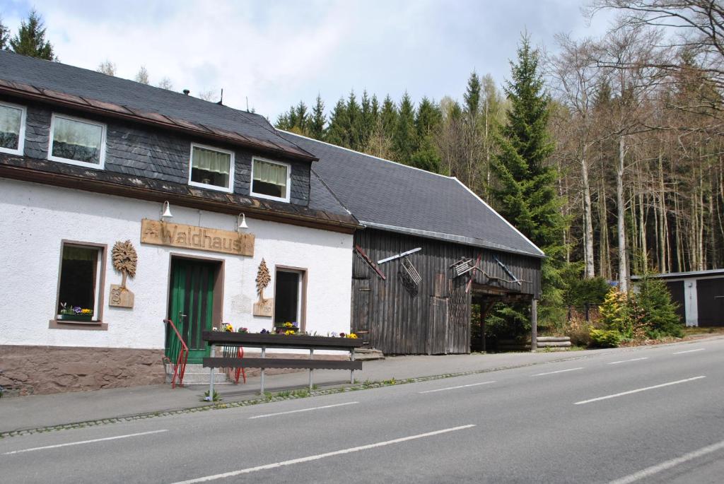 Maison d'hôtes Waldhaus Crottendorf 290 Neudorfer Straße, 09474 Crottendorf