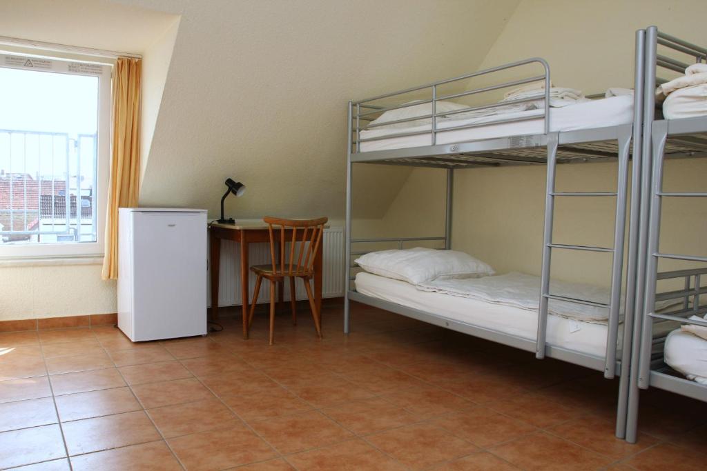 Auberge de jeunesse Wanderlust Hostel Jahnstr. 15, 65438 Flörsheim am Main