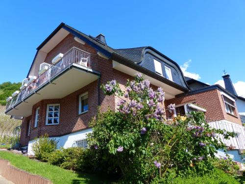 Maison d'hôtes Wein und Gästehaus Scheid Klosterkammerstr. 70 Sankt Aldegund