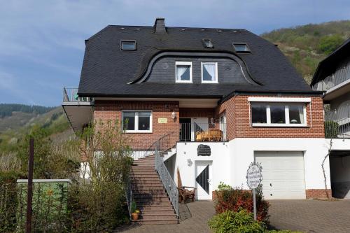 Wein und Gästehaus Scheid Sankt Aldegund allemagne