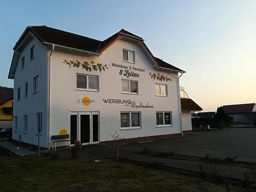 Maison d'hôtes Weinbau & Pension \ Ringstraße 1A Golk