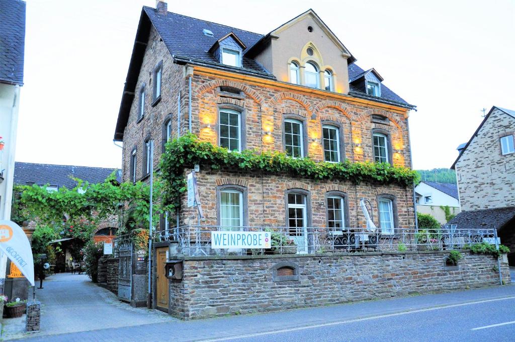 Appartement Weingut Hommes 41 Moselstraße, 56814 Ernst