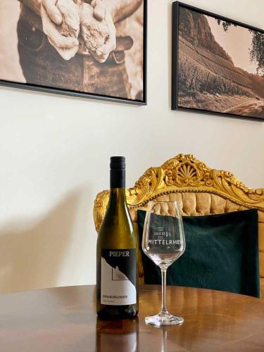 Hôtel Weingut Pieper - Vinothek & Hotel am Drachenfels Am Domstein 2 Bad Honnef